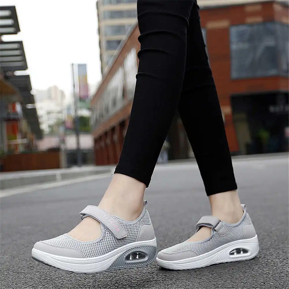 Men Accessories Low Price - 36-41 Демисезонные цветные кроссовки Прогулочные коньки